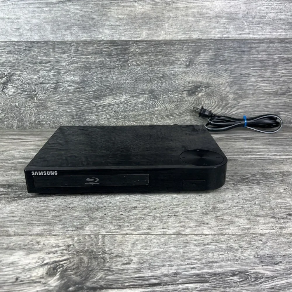 Samsung BD-F5700 Blu Ray DVD Player Media Wifi Streaming HDMI No Remote